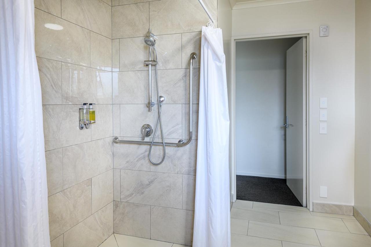 One-Bedroom Apartment,1179078601:JPEG